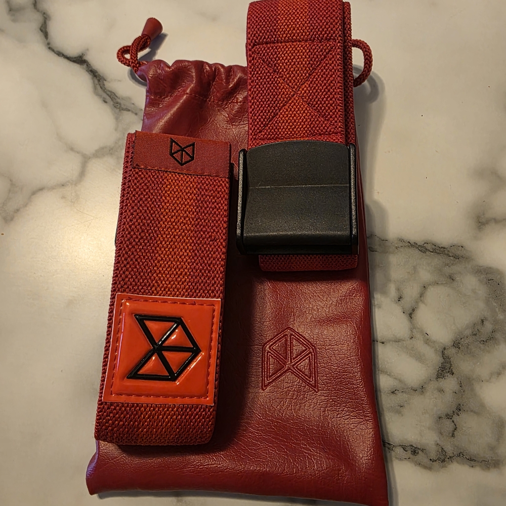 Swag Arm Flex Arm Bands Red